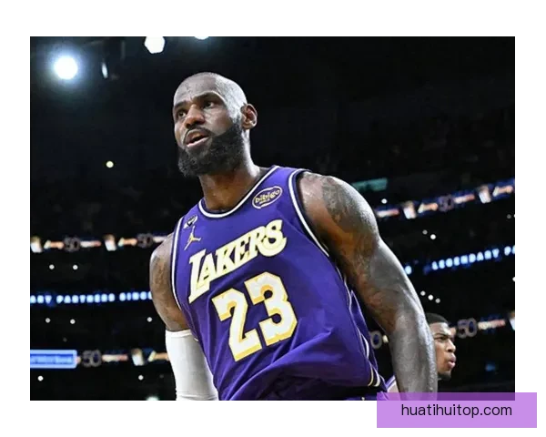 詹姆斯迎历史性里程碑出战湖人魔术创NBA出场纪录